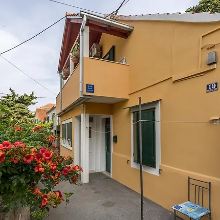 Sara Apartman