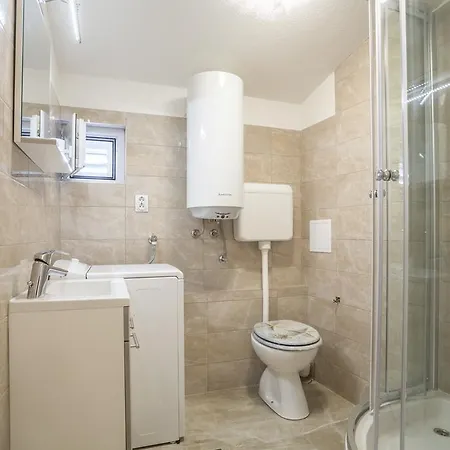 Apartament Sara